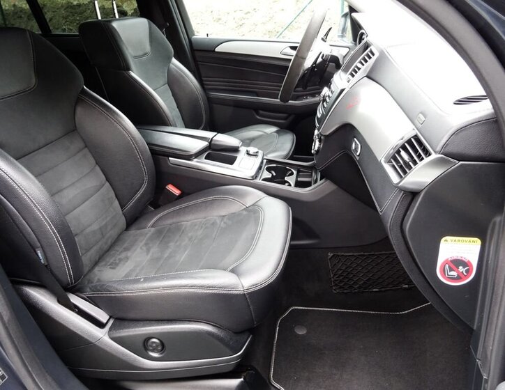 Mercedes-Benz Třídy M SUV / Terénní 3,0 l 190 kw