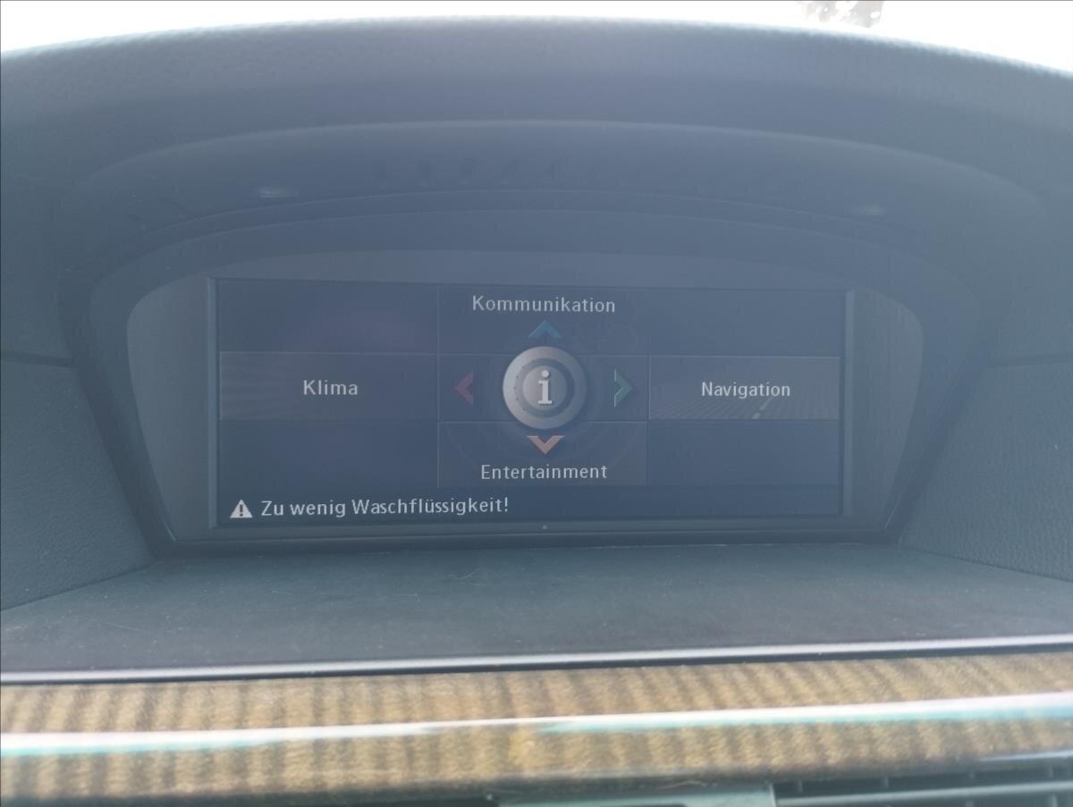 BMW Řada 5 Kombi 3,0 l 170 kw