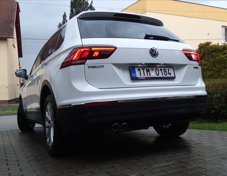 Volkswagen Tiguan SUV / Terénní 2,0 l 110 kw