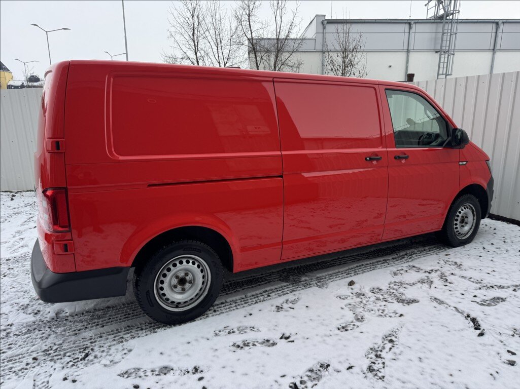 Volkswagen Transporter Skříň 2,0 l 110 kw