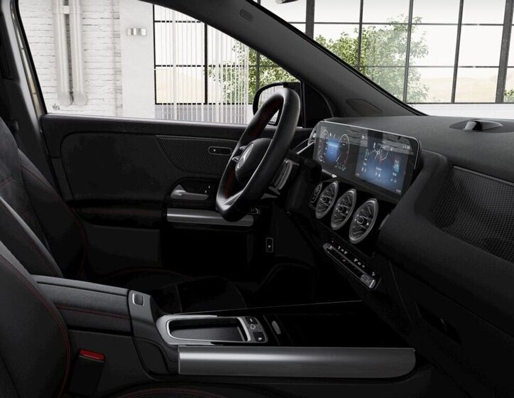 Mercedes-Benz GLA SUV / Terénní 2,0 l 110 kw