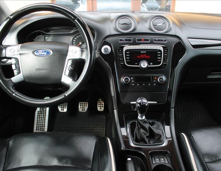 Ford Mondeo Kombi 2,0 l 103 kw