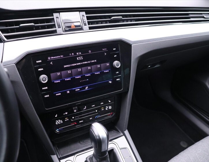 Volkswagen Passat Kombi 2,0 l 147 kw