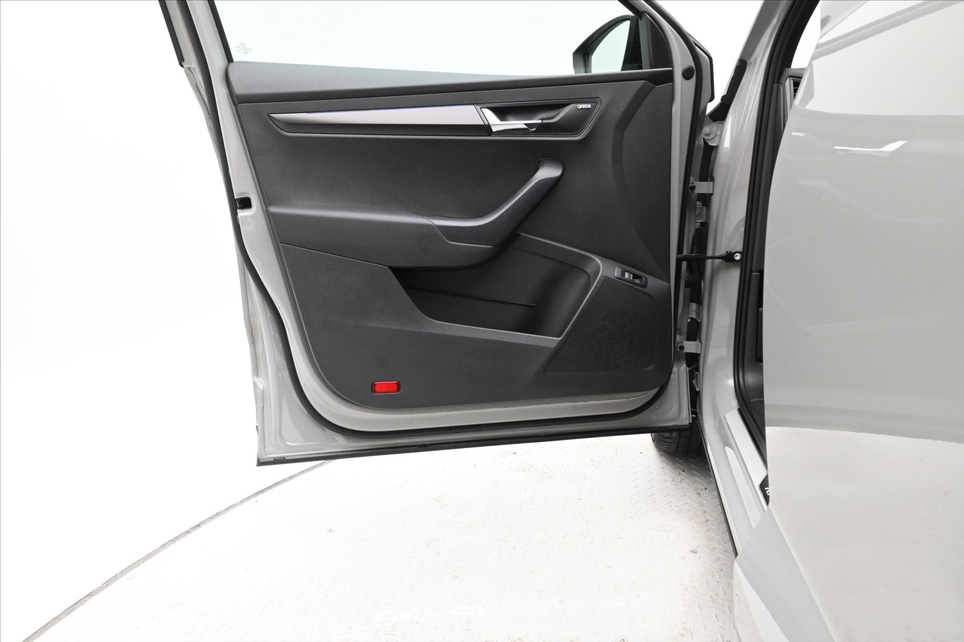 Škoda Karoq SUV / Terénní 1,5 l 110 kw