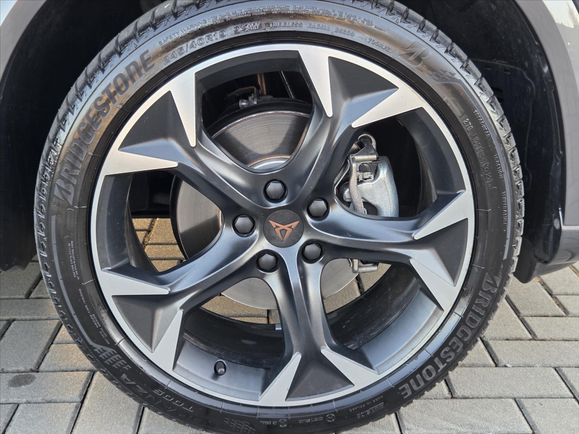 Cupra Formentor SUV / Terénní 1,5 l 110 kw