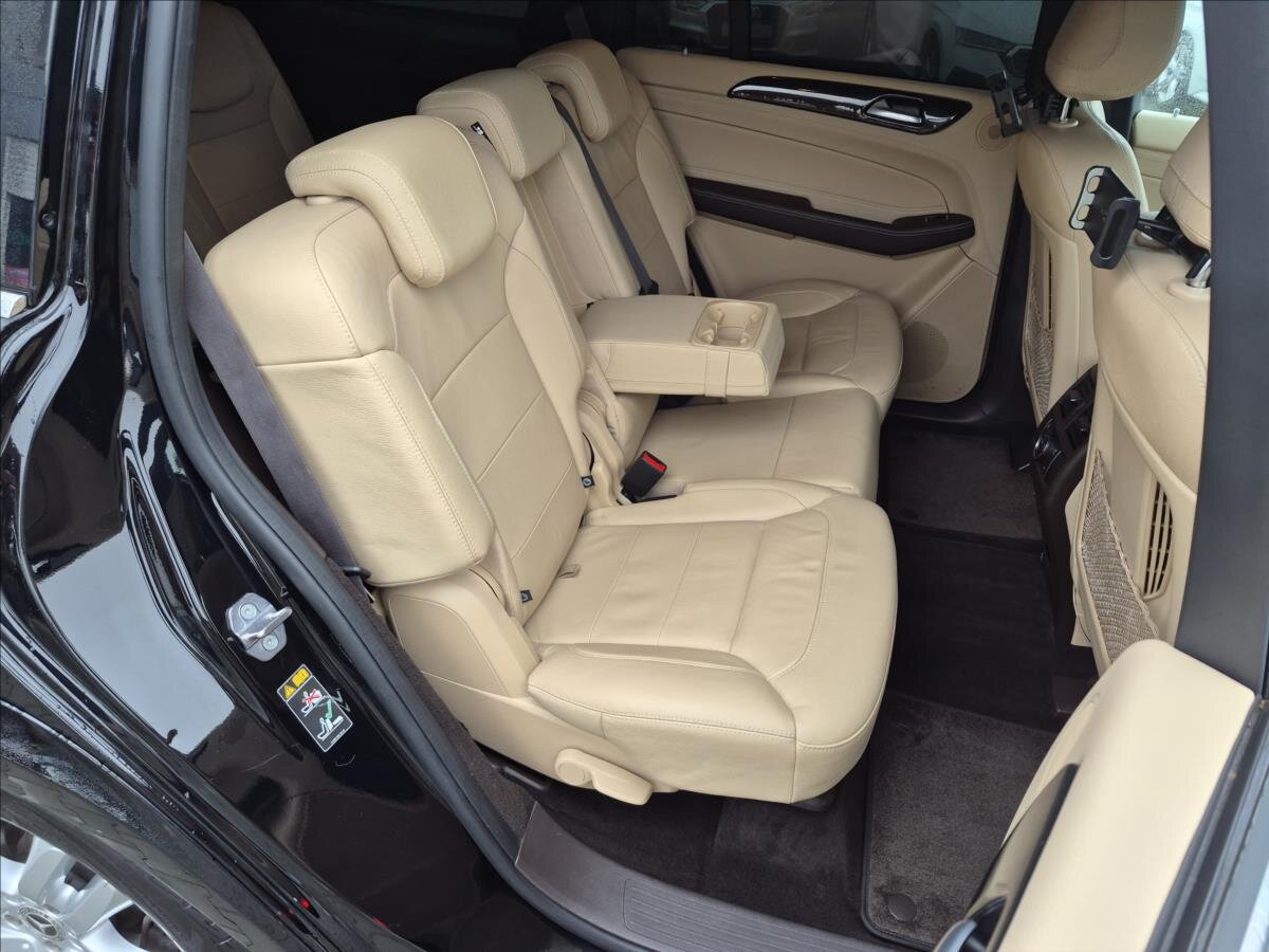 Mercedes-Benz GLS SUV / Terénní 3,0 l 190 kw