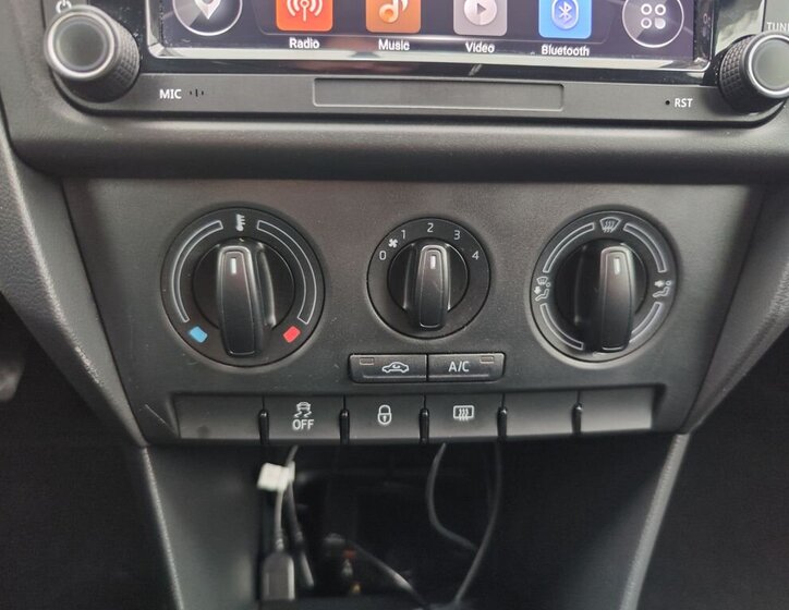 Škoda Rapid Liftback 1,2 l 77 kw