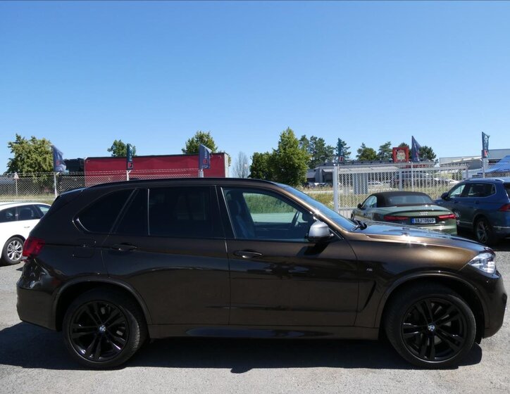 BMW X5 SUV 3,0 l 280 kw