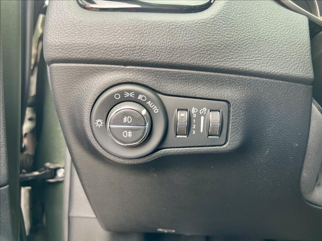 Jeep Compass SUV / Terénní 1,4 l 103 kw