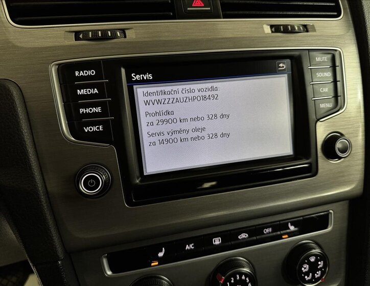 Volkswagen Golf Hatchback 1,4 l 81 kw