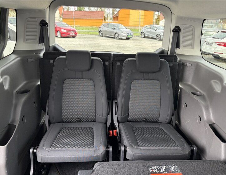Ford Tourneo Connect Kombi 1,5 l 88 kw