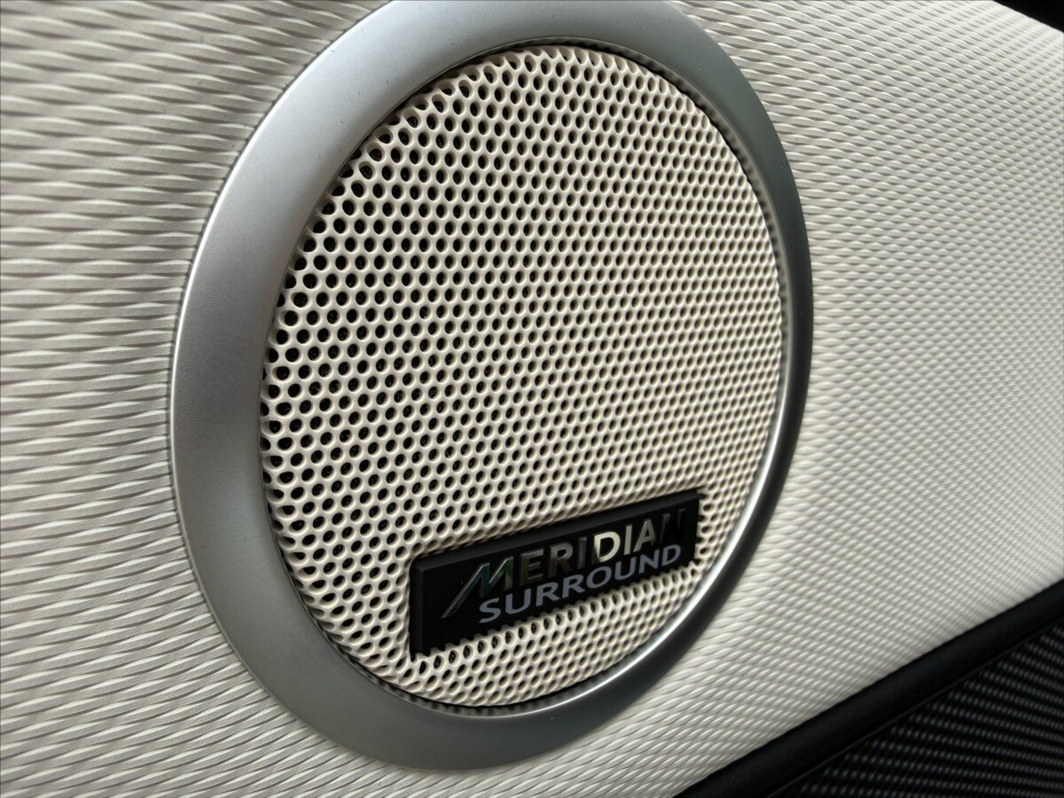 Land Rover Discovery SUV / Terénní 3,0 l 257 kw