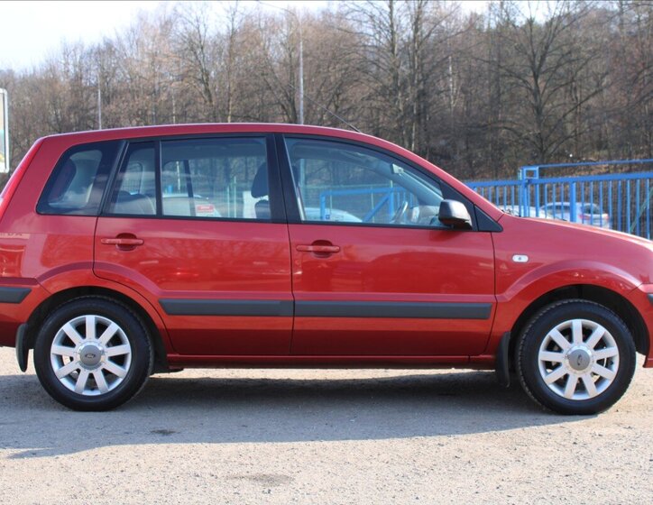 Ford Fusion Hatchback 1,4 l 59 kw