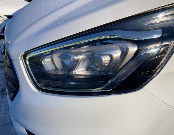 Ford Transit Custom Kombi 2,0 l 96 kw