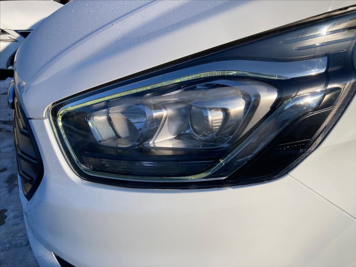 Ford Transit Custom Kombi 2,0 l 96 kw