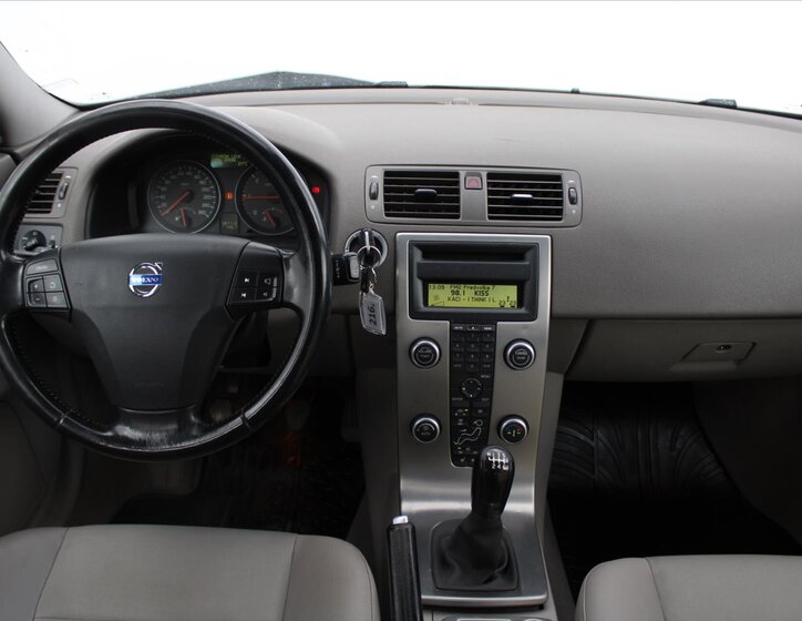 Volvo V50 Kombi 2,0 l 100 kw