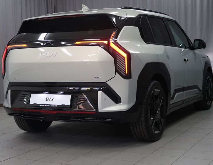 KIA EV3 9
