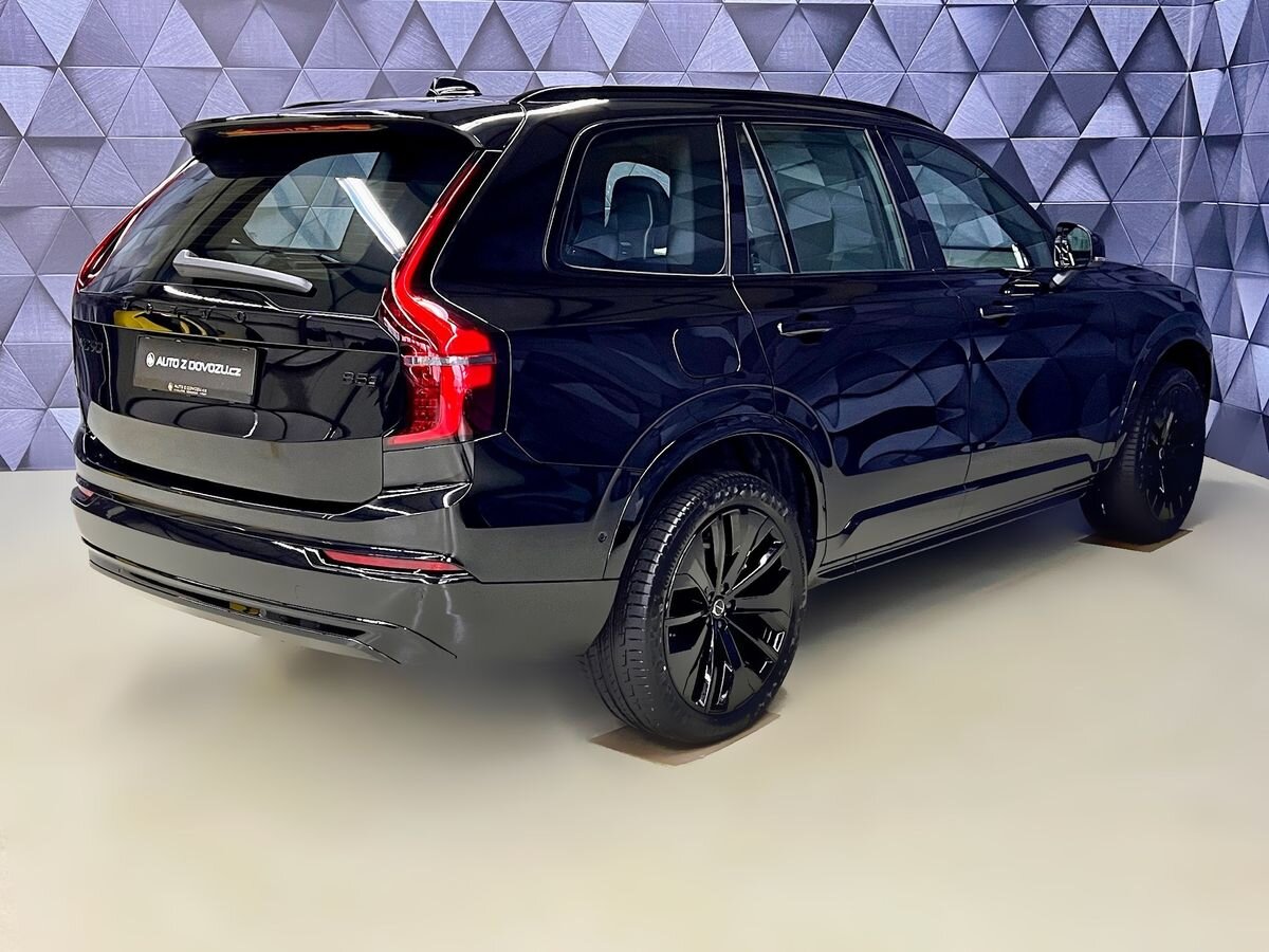 Volvo XC90 SUV / Terénní 2,0 l 184 kw
