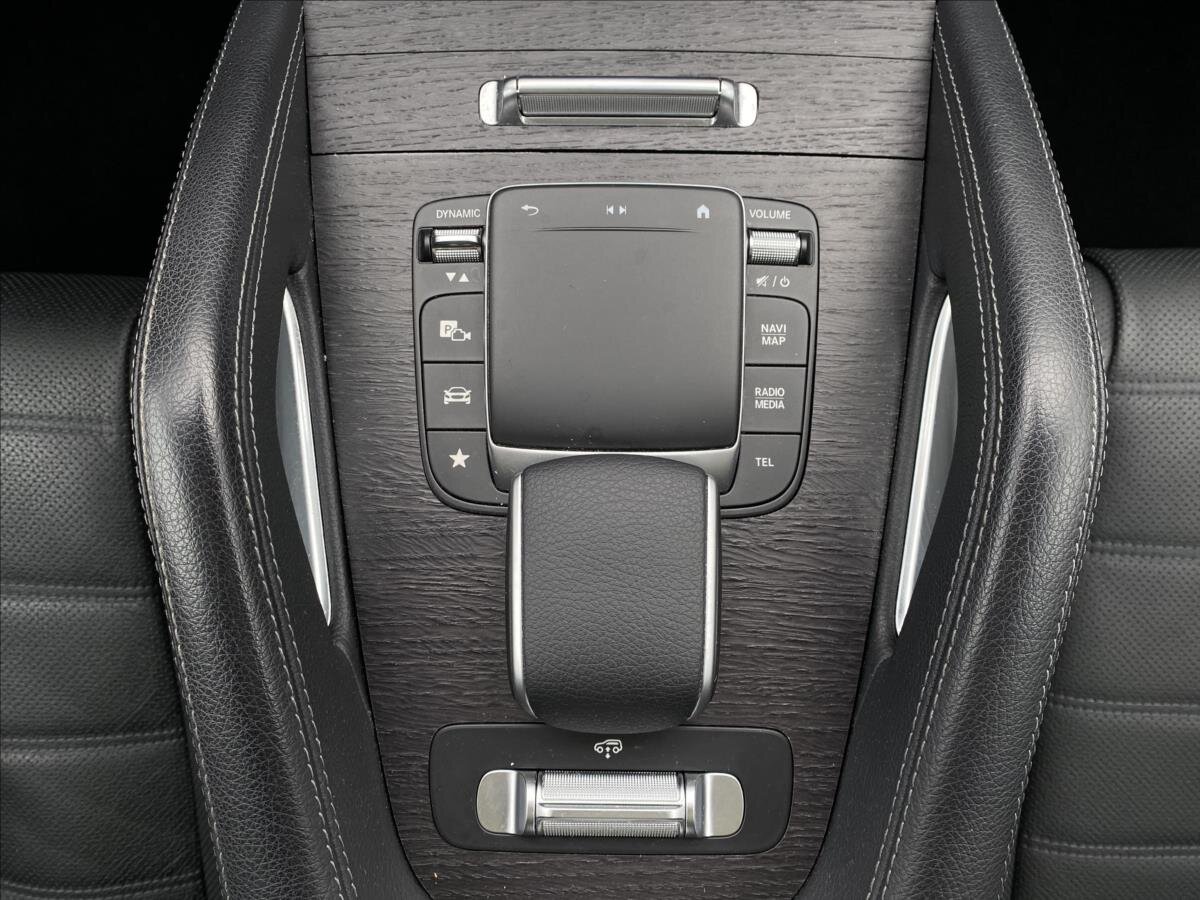 Mercedes-Benz GLE SUV / Terénní 3,0 l 270 kw