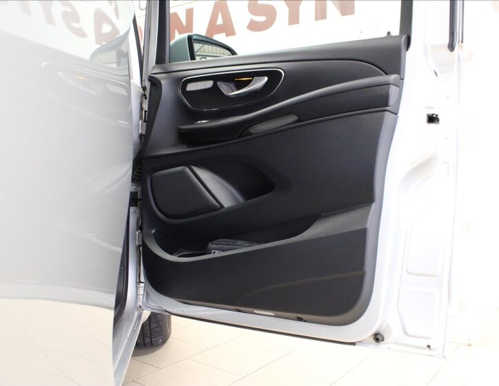 Mercedes-Benz Třídy V Kombi 2,0 l 120 kw