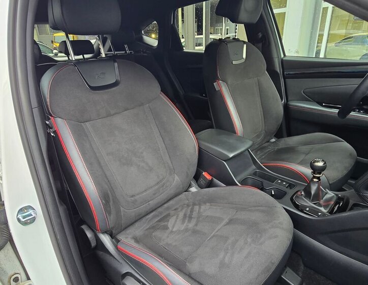 Hyundai Tucson SUV 1,6 l 100 kw