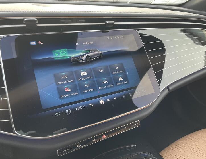 Mercedes-Benz Třídy E 19