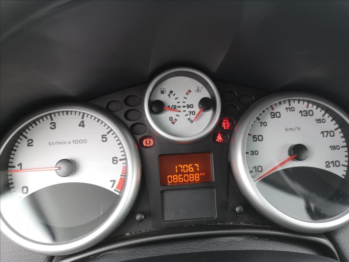 Peugeot 207 Hatchback 1,4 l 54 kw