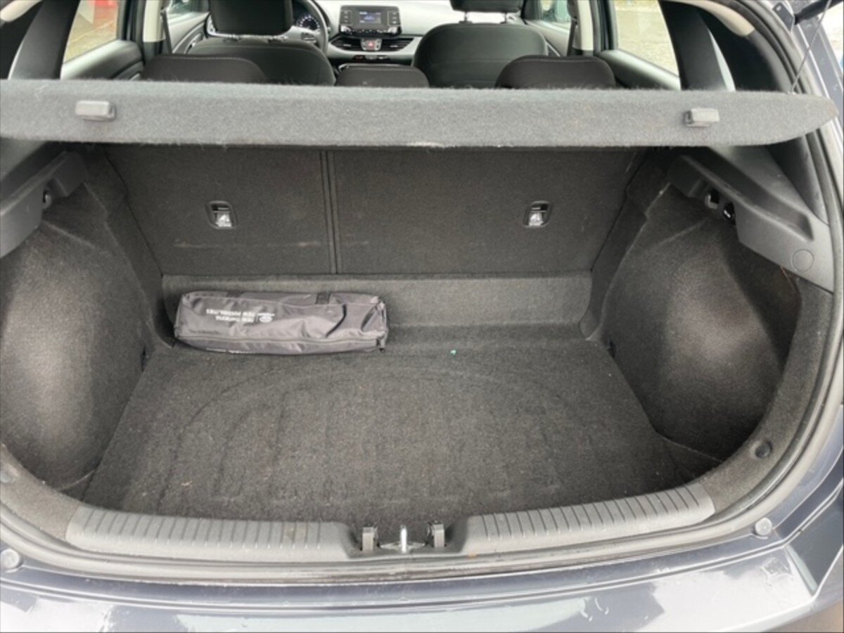 Hyundai i30 Hatchback 1,5 l 80 kw