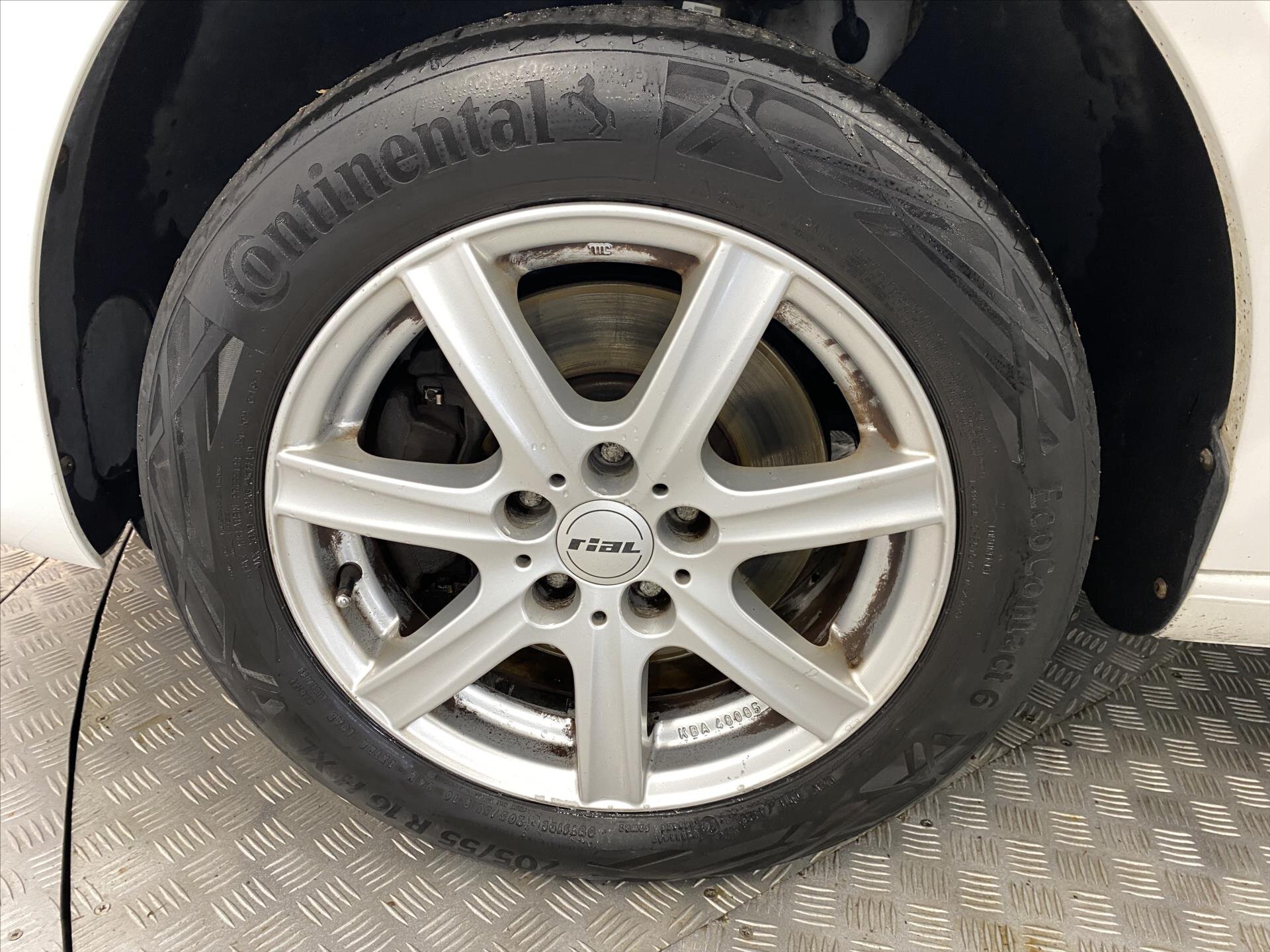 Volkswagen Caddy Kombi 2,0 l 110 kw