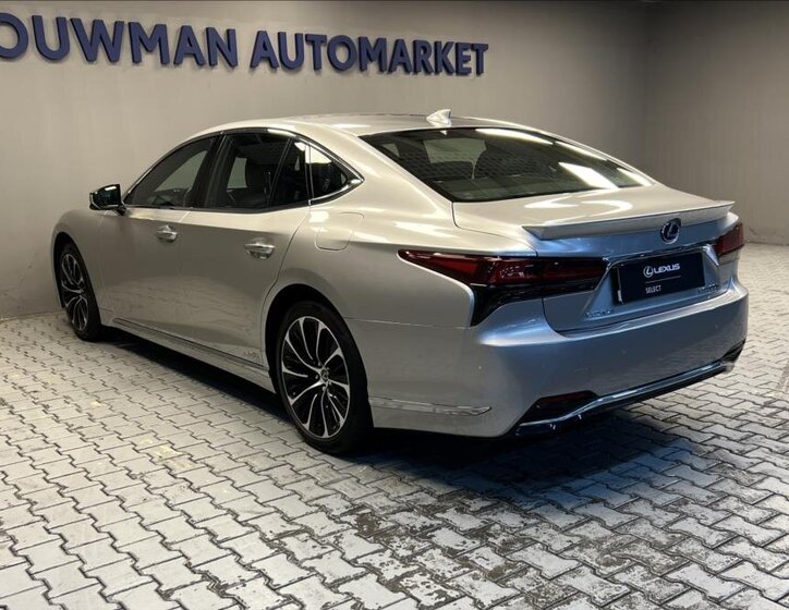 Lexus LS 500h 13