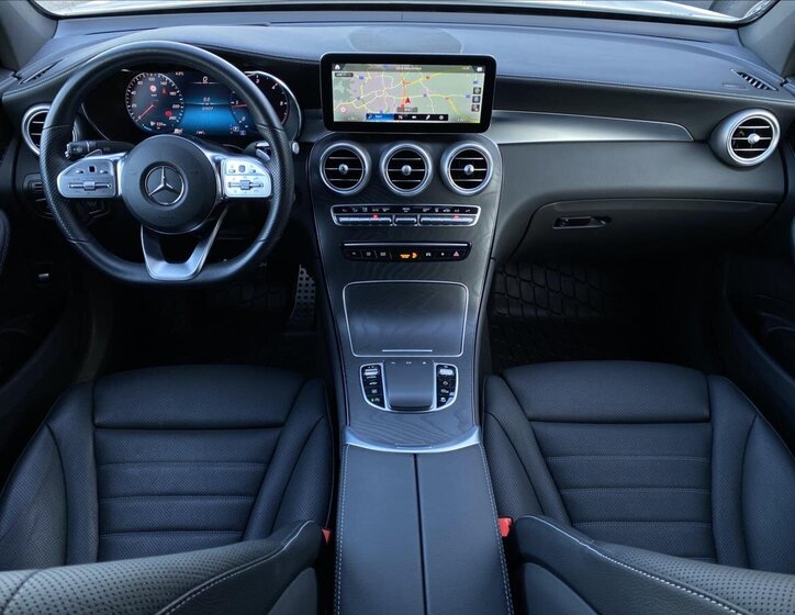 Mercedes-Benz GLC 12