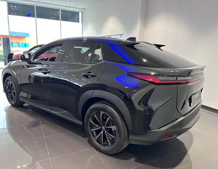 Lexus Ostatní SUV / Terénní 0,0 280 kw