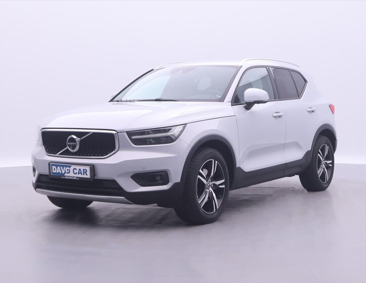 Volvo XC40 3