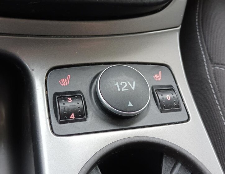 Ford Kuga SUV 1,6 l 110 kw