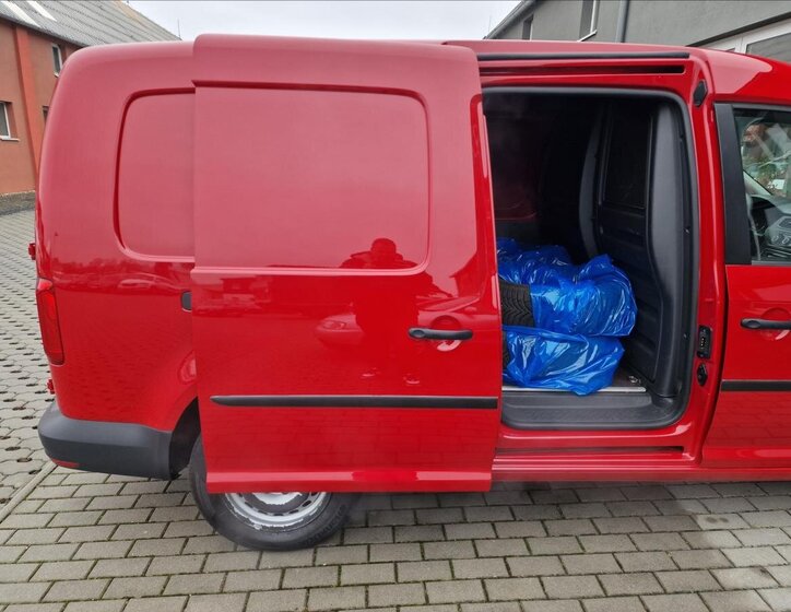 Volkswagen Caddy 18