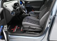 Volkswagen ID.4 13