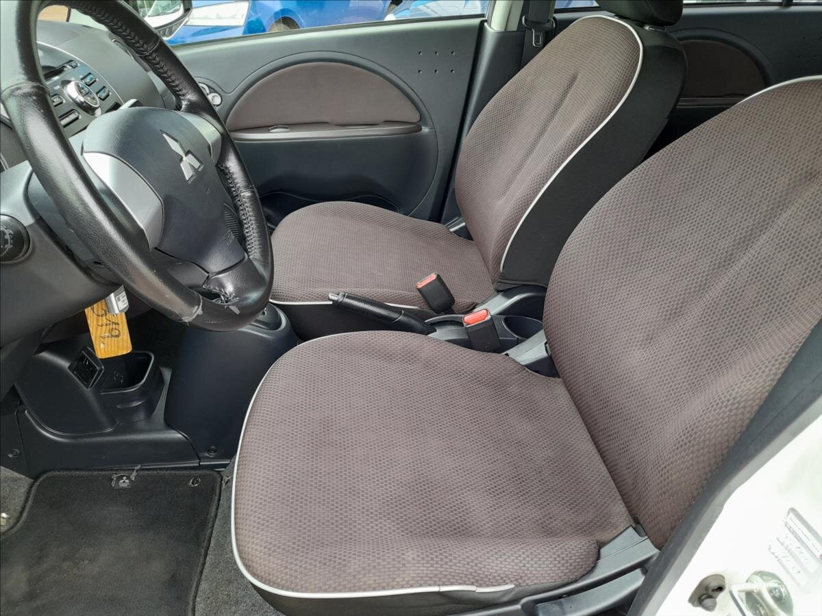 Mitsubishi Ostatní Hatchback 0,0 35 kw