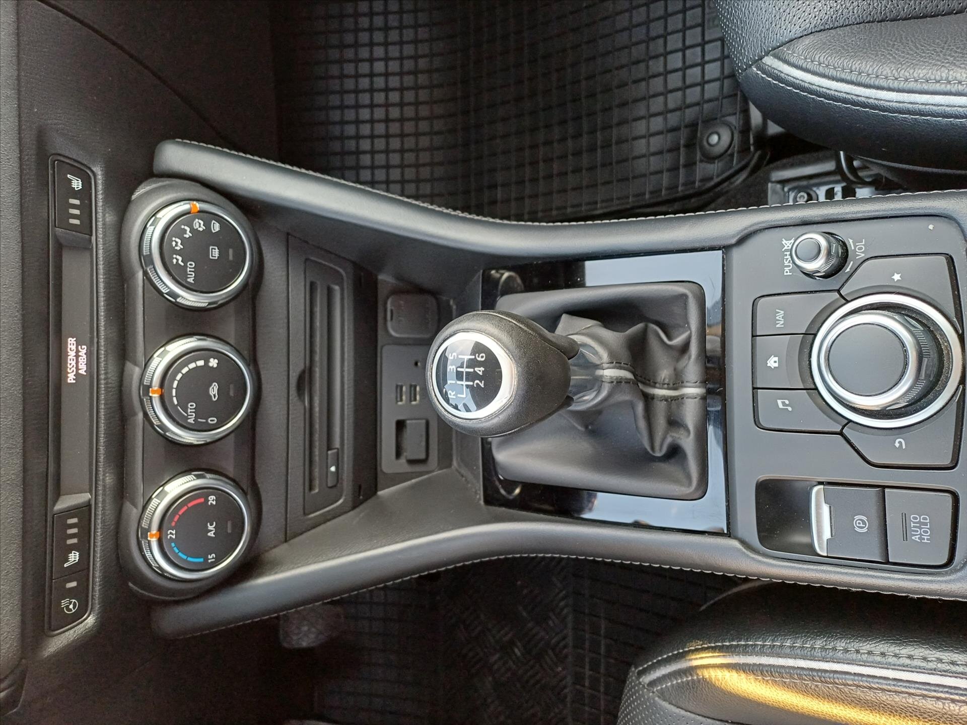 Mazda CX-3 Kombi 2,0 l 110 kw