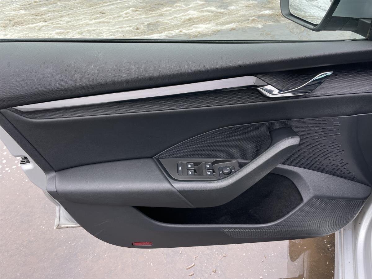 Škoda Octavia Kombi 2,0 l 85 kw