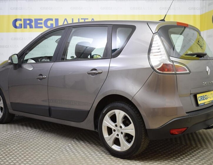 Renault Scénic MPV 1,5 l 81 kw