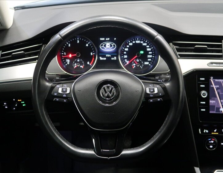 Volkswagen Passat Kombi 2,0 l 140 kw