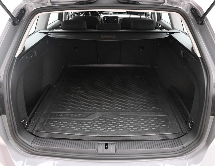 Volkswagen Passat Kombi 2,0 l 110 kw