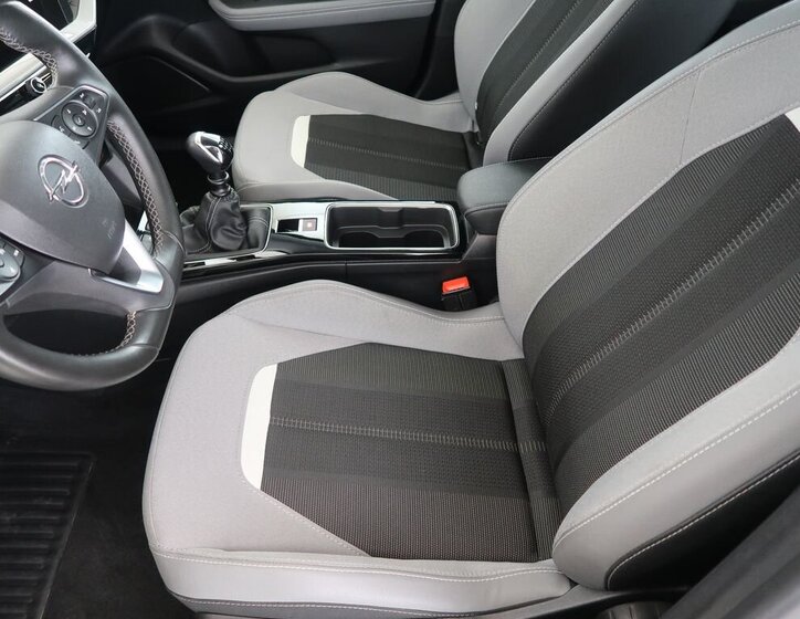 Opel Mokka SUV / Terénní 1,2 l 100 kw