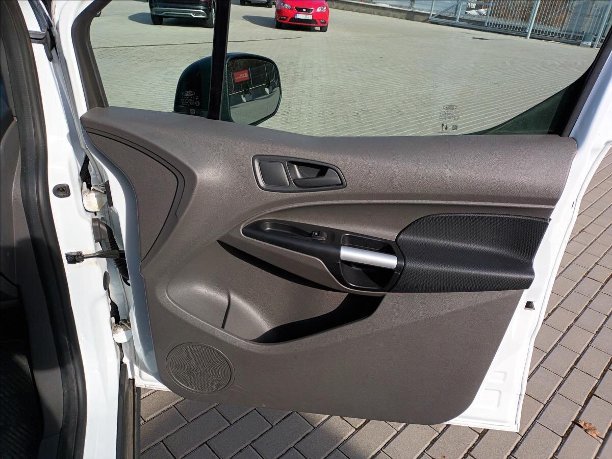 Ford Tourneo Connect Kombi 1,5 l 88 kw