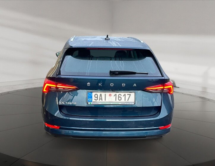 Škoda Octavia Kombi 2,0 l 85 kw