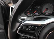 Porsche Cayenne SUV 4,1 l 283 kw