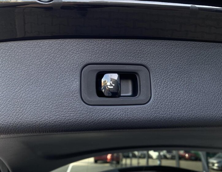 Mercedes-Benz GLC 26