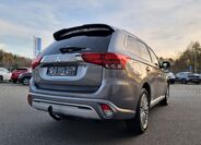 Mitsubishi Outlander 5