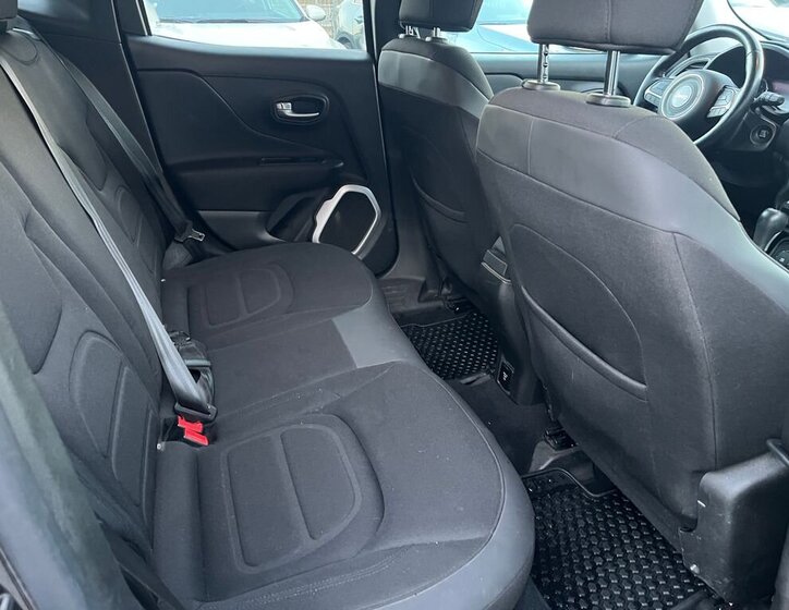 Jeep Renegade SUV 1,4 l 125 kw