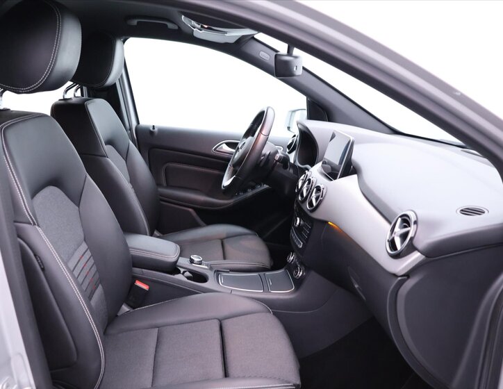 Mercedes-Benz Třídy B 14